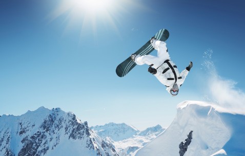 爱游戏-综合格斗赛场焦点！美国队对阵葡萄牙队，超级对决，球迷热情点燃赛场